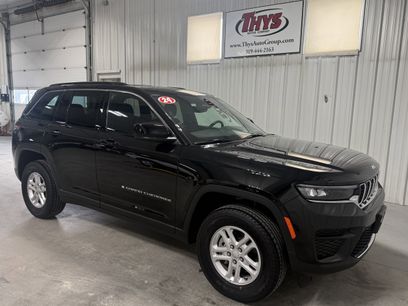 Used 2024 Jeep Grand Cherokee Laredo w/ Luxury Tech Group I