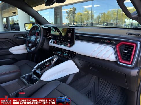 Used 2023 GMC Canyon AT4X w/ Edition 1 AWD/4WD image 31