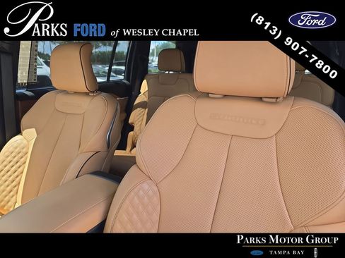 Used 2025 Jeep Grand Cherokee L Summit AWD/4WD image 22