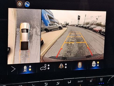 Used 2026 Chevrolet Colorado Z71 w/ Technology Package image 19