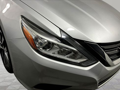 Used 2016 Nissan Altima 2.5 SV FWD image 31