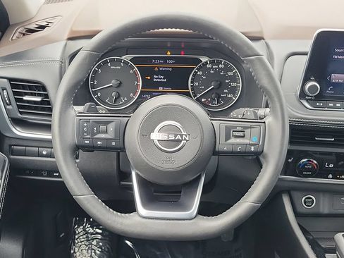 Certified 2023 Nissan Rogue SV w/ SV Premium B Package FWD image 20