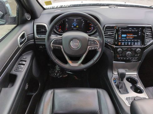 Certified 2022 Jeep Grand Cherokee Limited w/ Trailer Tow Group IV image 15