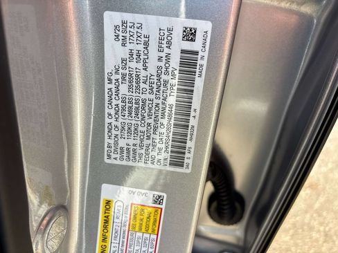 Used 2025 Honda CR-V LX image 32