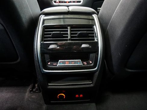 Used 2024 BMW X5 xDrive40i AWD/4WD image 12