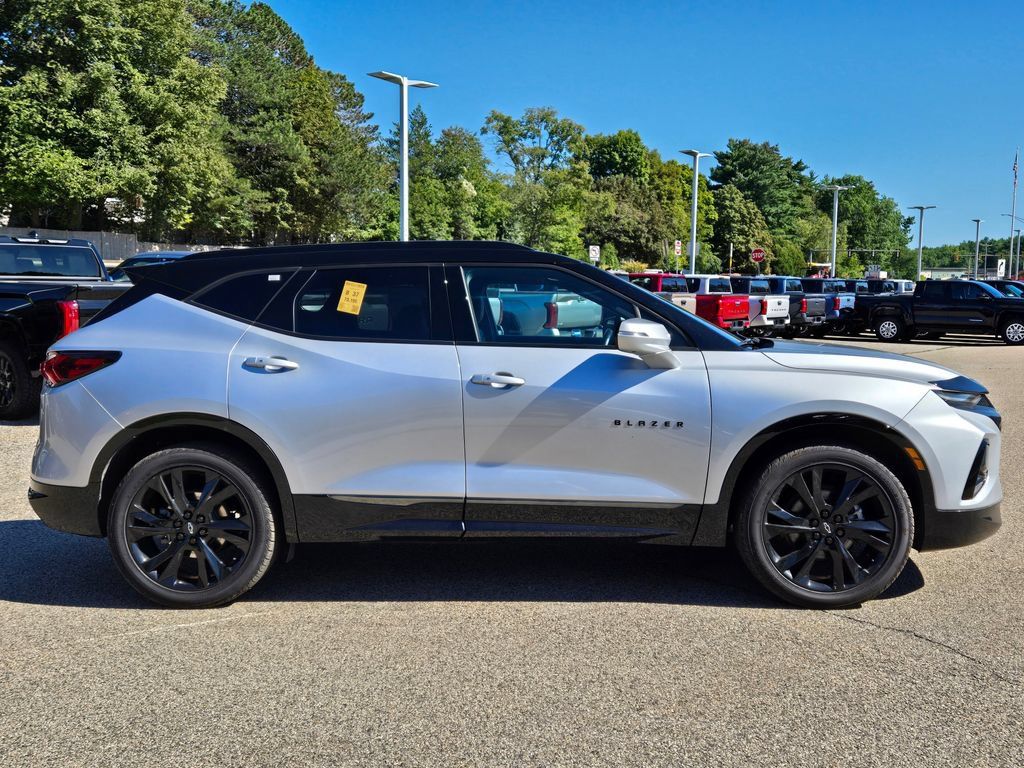 Used 2022 Chevrolet Blazer RS w/ Driver Confidence II Package AWD/4WD image 7