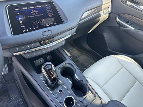 Used 2022 Cadillac XT4 Sport w/ Comfort Package image 22