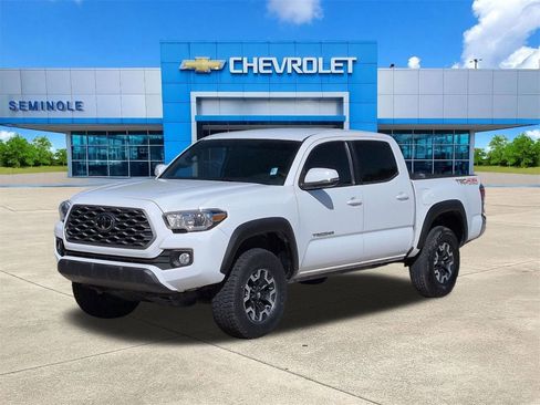 Used 2023 Toyota Tacoma TRD Off-Road image 2