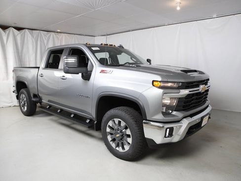New 2026 Chevrolet Silverado 3500 LT w/ All Star Edition image 1