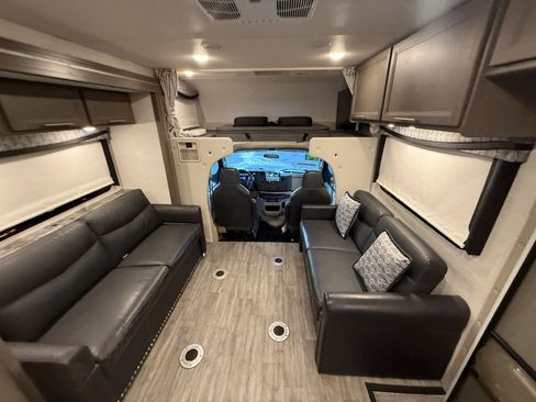 Used 2024 Ford E-450 and Econoline 450 Super Duty w/ Motorhome Prep Package image 39