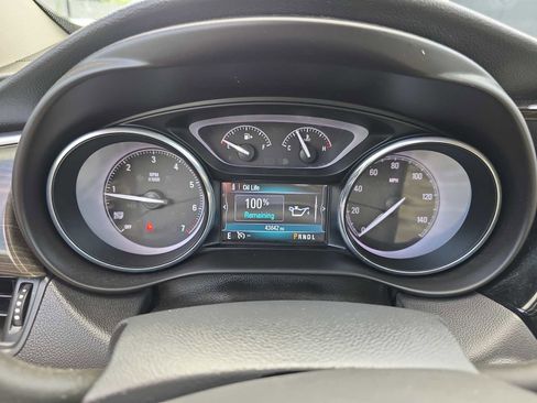 Used 2020 Buick Envision Preferred image 9