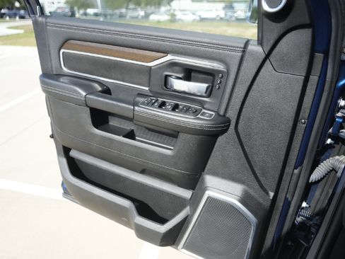 Used 2022 RAM 3500 Laramie image 19