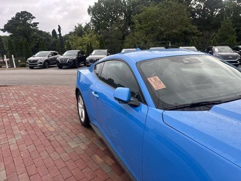 Used 2026 Ford Mustang Premium RWD image 18