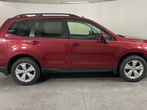 Used 2016 Subaru Forester 2.5i Premium w/ Protection Package #1 AWD/4WD image 2