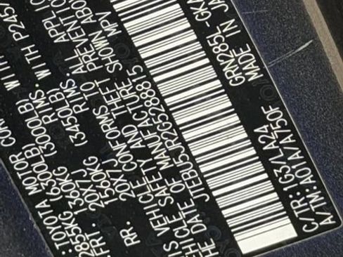 Used 2016 Toyota 4Runner Limited image 7