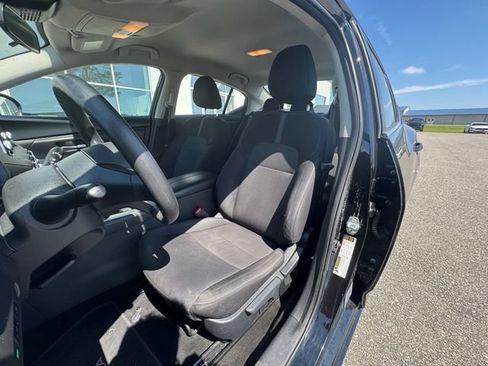 Used 2024 Nissan Sentra SV FWD image 14