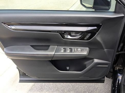 Certified 2025 Honda CR-V Sport Touring image 34