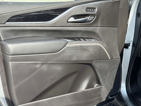 Used 2024 Cadillac Escalade Sport image 19