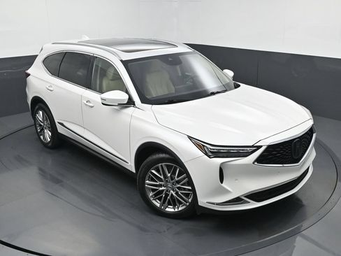 Used 2023 Acura MDX SH-AWD w/ Advance Package image 39