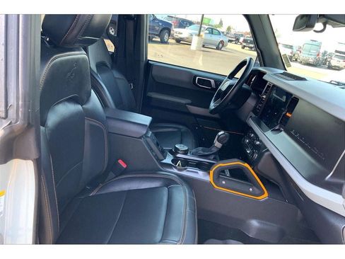 Used 2023 Ford Bronco Badlands AWD/4WD image 8