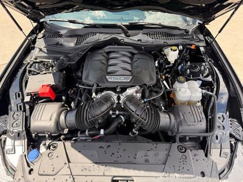 Used 2024 Ford Mustang GT Premium RWD image 30