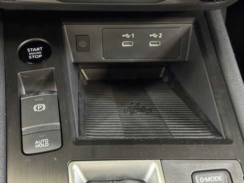 New 2026 Nissan Kicks SV w/ SV Premium Package image 32