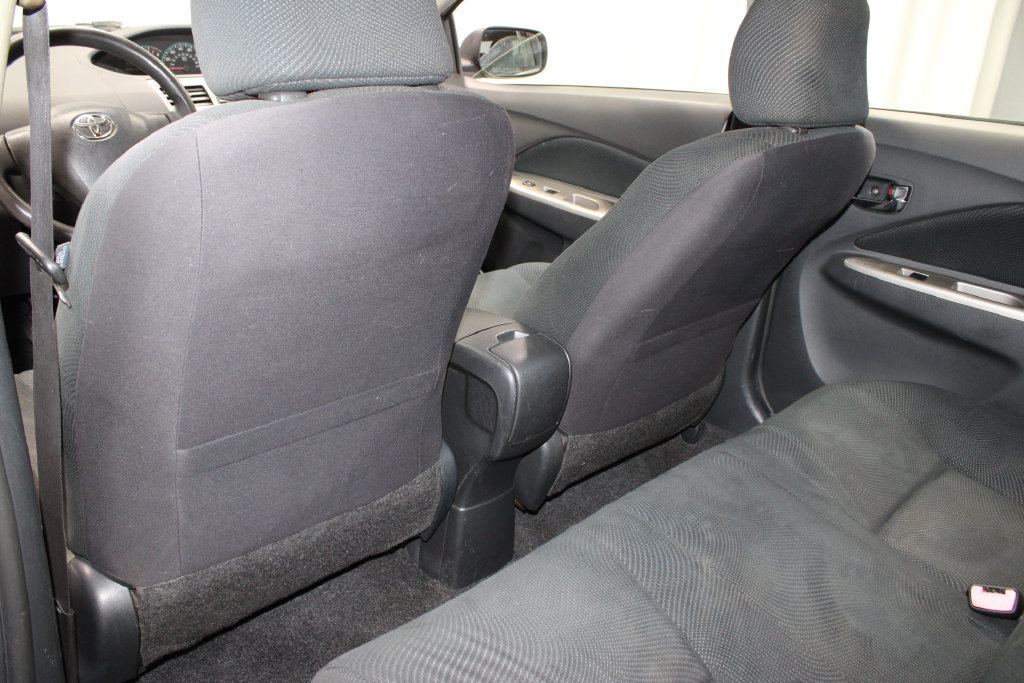 Used 2010 Toyota Yaris Sedan w/ PWR Pkg w/Steel Wheels FWD image 18