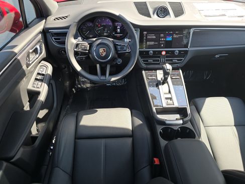 New 2025 Porsche Macan GTS image 25