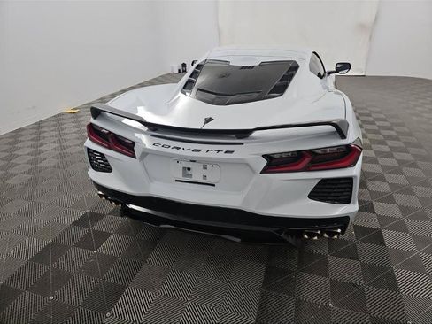 Used 2023 Chevrolet Corvette Stingray Coupe RWD image 9