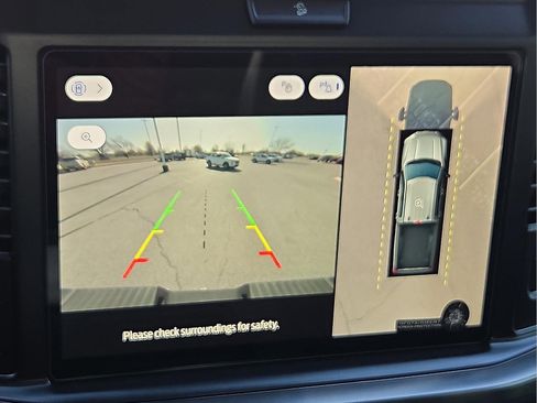 Used 2025 Ford F350 Lariat w/ Tremor Off-Road Package image 16