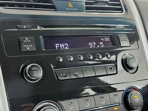 Used 2013 Nissan Altima 2.5 S FWD image 21