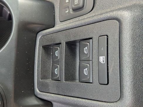 New 2025 Ford Bronco 4-Door image 23