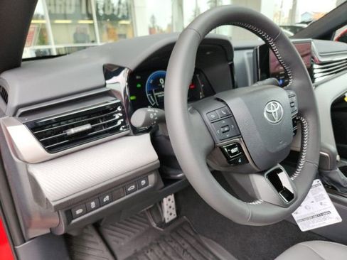New 2026 Toyota Camry SE FWD image 17