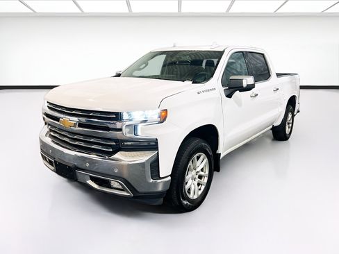 Used 2021 Chevrolet Silverado 1500 LTZ w/ LTZ Convenience Package II AWD/4WD image 3