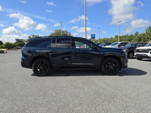 New 2027 Chevrolet Traverse RS AWD/4WD image 3