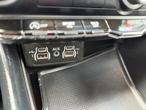 Used 2023 Dodge Durango GT AWD/4WD image 17