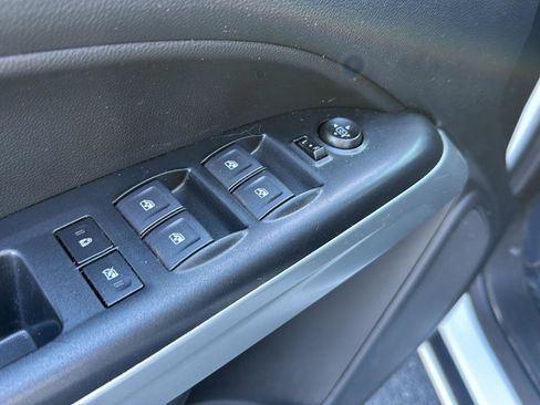 Certified 2022 Chevrolet Colorado LT w/ LT Convenience Package image 25