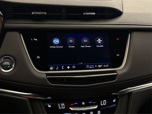 New 2025 Cadillac XT6 Luxury image 24