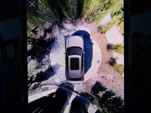 New 2026 Volvo XC40 B5 Plus w/ Protection Package Premier AWD/4WD image 21