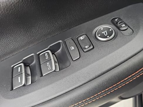 Used 2023 Honda HR-V Sport image 32
