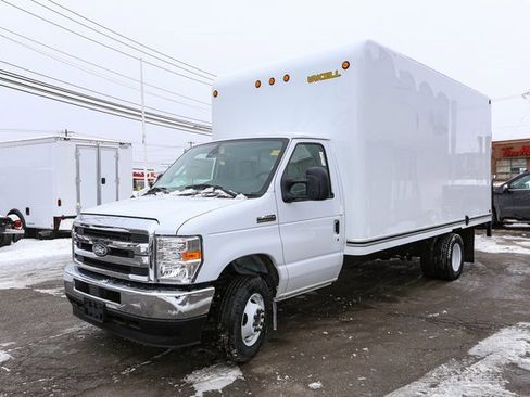 New 2026 Ford E-450 and Econoline 450 Super Duty w/ Interior Upgrade Package image 5