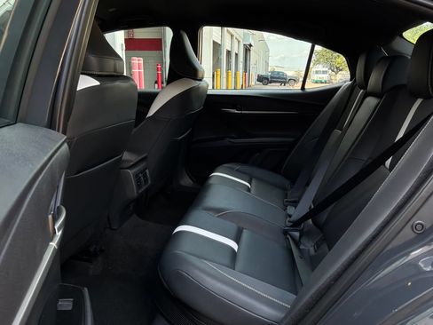 Used 2026 Toyota Camry SE FWD image 12