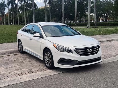 Used 2016 Hyundai Sonata Sport w/ Option Group 02 FWD image 22