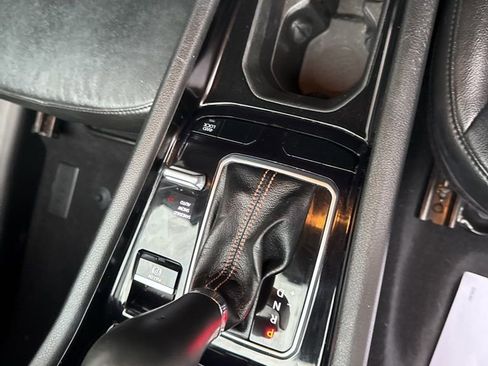 Used 2022 Jeep Compass Limited image 19