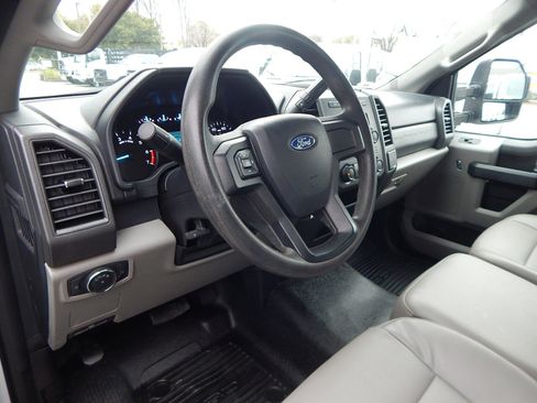 Used 2019 Ford F350 XL w/ Power Equipment Group image 2
