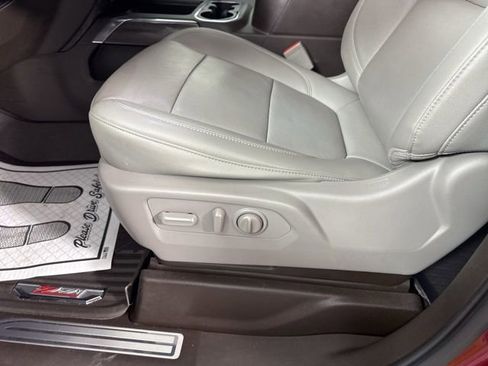 Used 2021 Chevrolet Silverado 1500 LTZ w/ Z71 Off-Road Package image 25