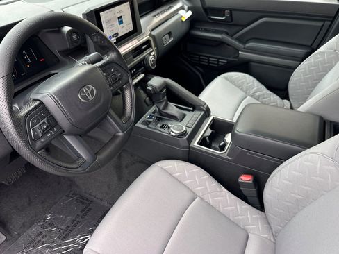 New 2026 Toyota Tacoma SR5 image 9