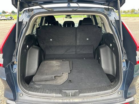 Used 2025 Honda CR-V LX image 9