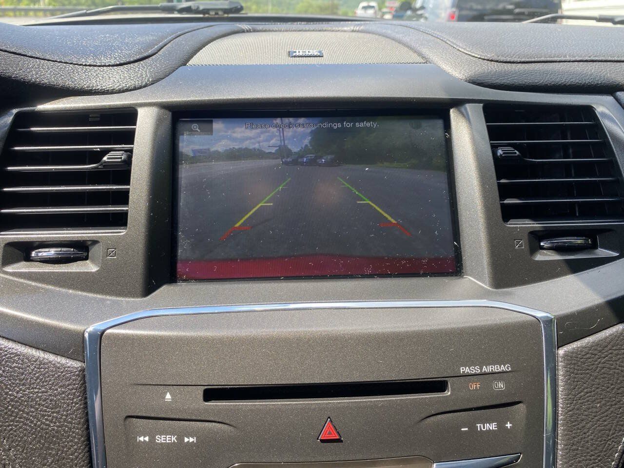 Used 2013 Lincoln MKS FWD image 17
