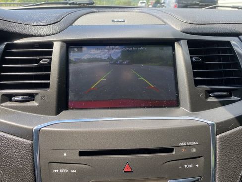 Used 2013 Lincoln MKS FWD image 17